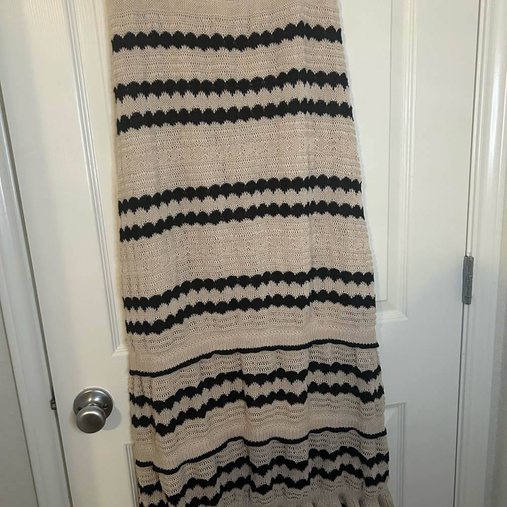 Solitaire Black and White A-line Maxi Skirt Resort Wear